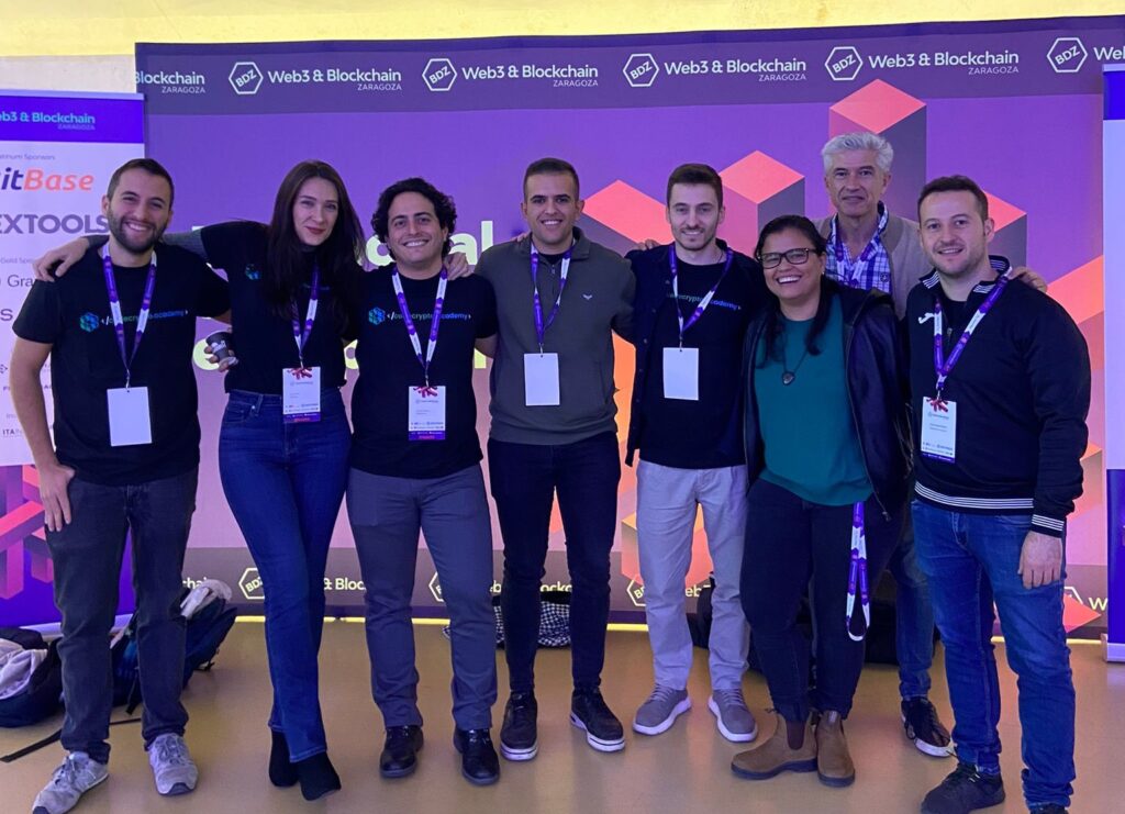 Participantes en hackathon Web3 de CodeCrypto